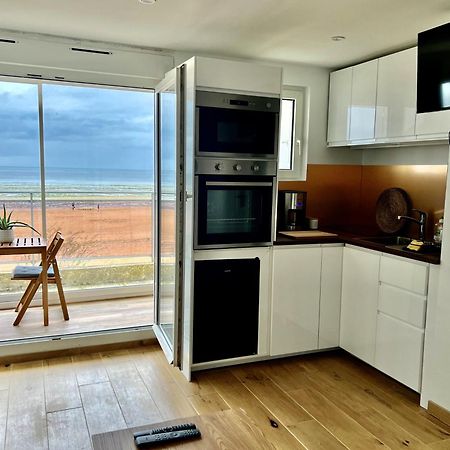 Mettons Les Voiles - Appt Vue Mer Avec Loggia Bernières-sur-Mer Esterno foto