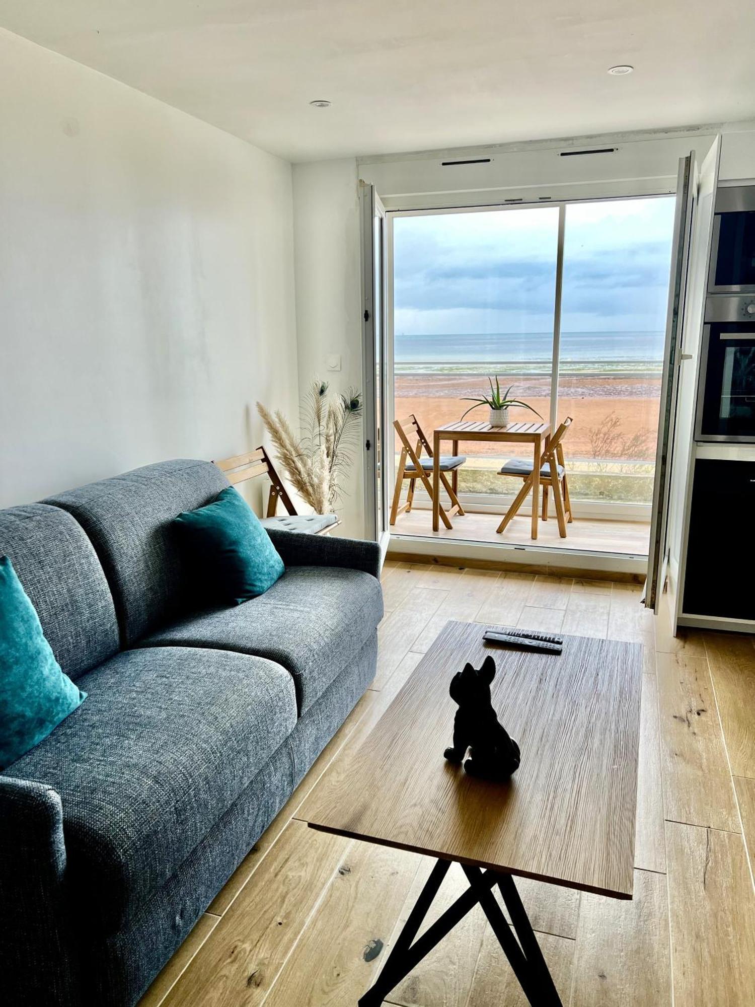 Mettons Les Voiles - Appt Vue Mer Avec Loggia Bernières-sur-Mer Esterno foto